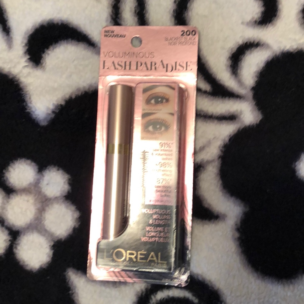 Ladies make up new